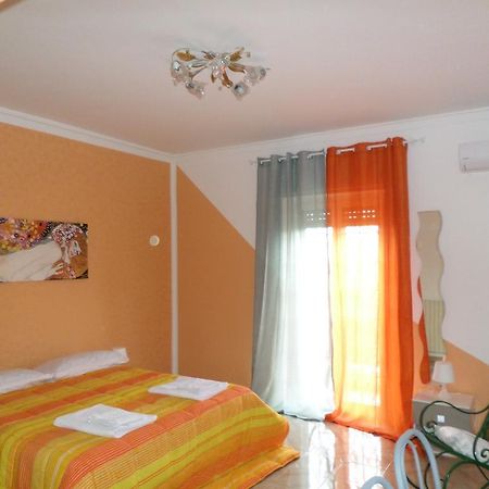 B&B Villino Lory Marino Habitación foto