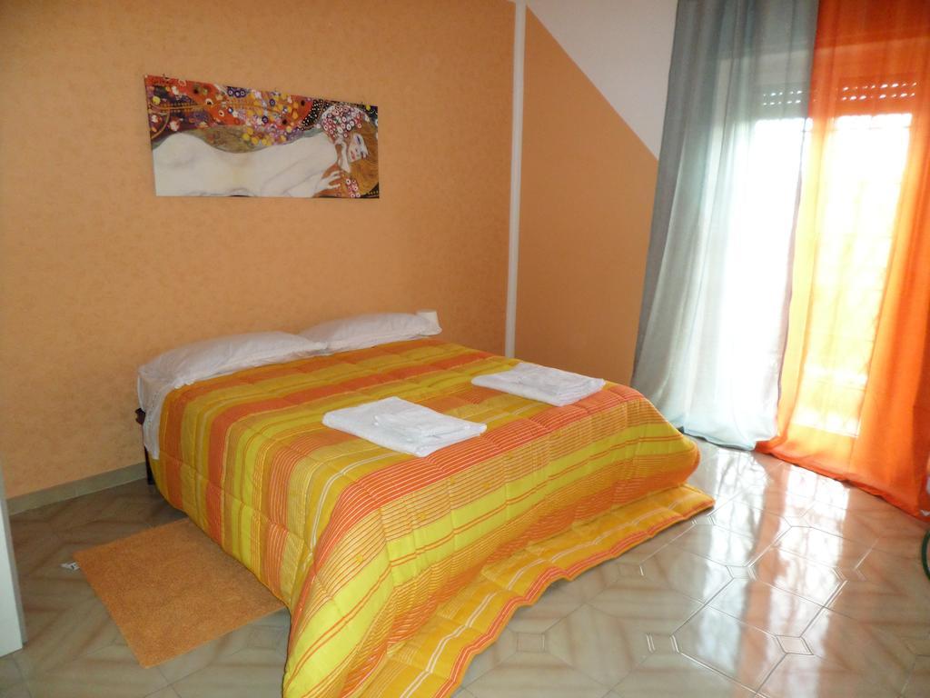 B&B Villino Lory Marino Habitación foto