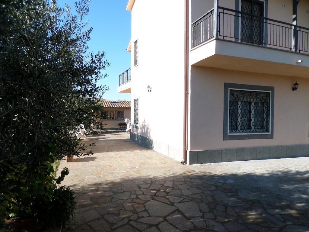 B&B Villino Lory Marino Exterior foto