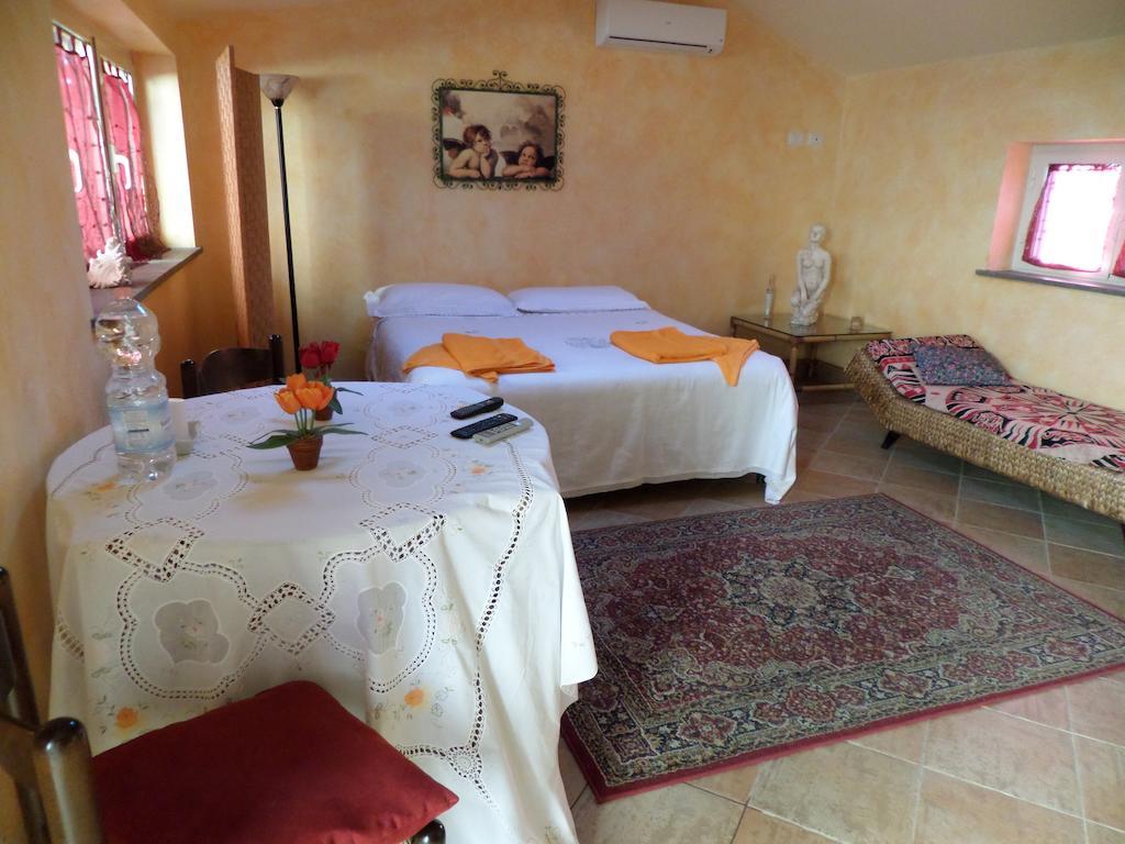 B&B Villino Lory Marino Habitación foto